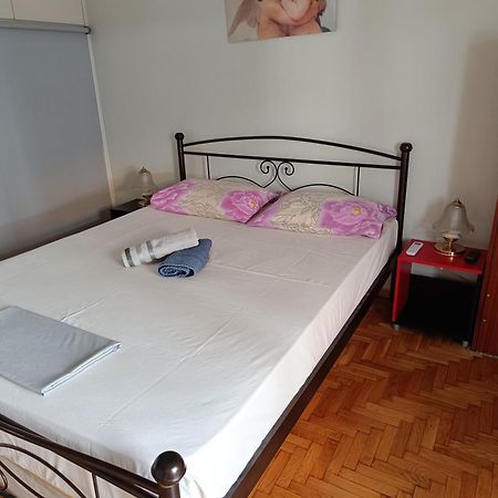 Acropolis Within 10Min. Walk! Apartment Athena Bagian luar foto